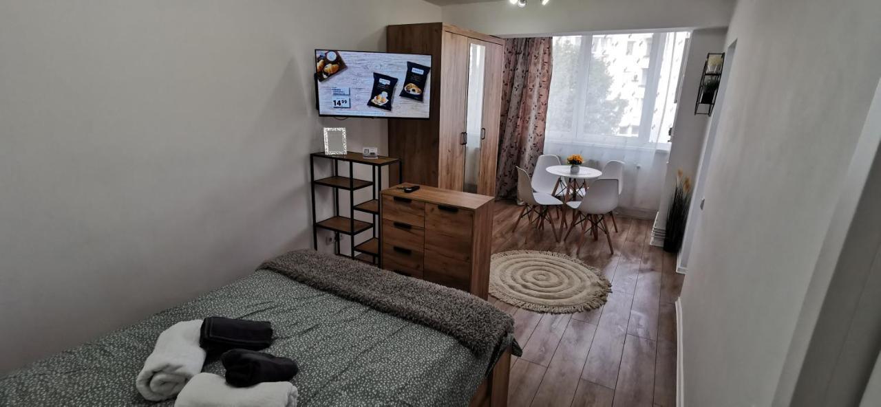 Ana Studio Lägenhet Târgu-Mureş Exteriör bild